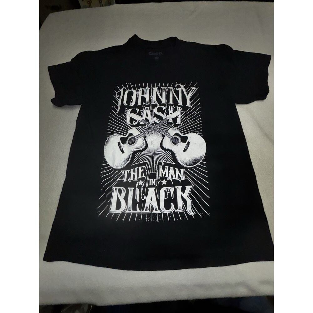 Large Johnny Cash The Man in Black T Shirt 2 Guitars Bright White Design EUC